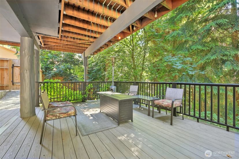 Property photo for 128 Sw 208th St, Normandy Park photo 30