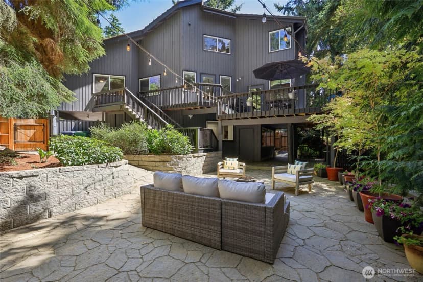 Property photo for 128 Sw 208th St, Normandy Park