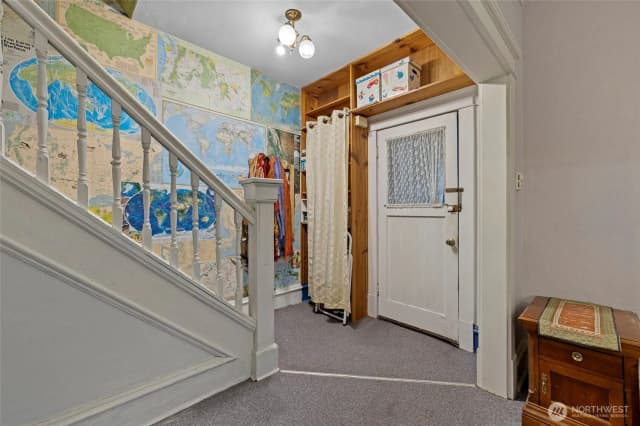 Property photo for 803 W Hazel Street, Mount Vernon photo 3
