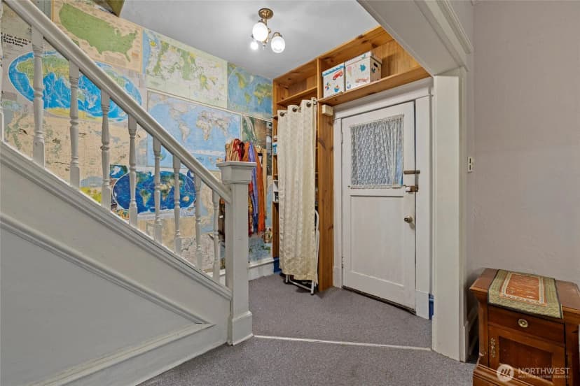 Property photo for 803 W Hazel Street, Mount Vernon photo 3