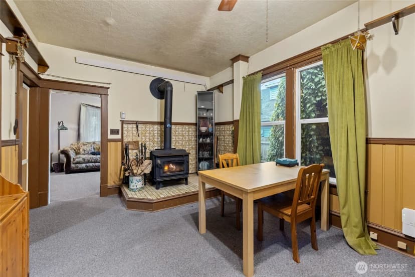 Property photo for 803 W Hazel Street, Mount Vernon photo 11