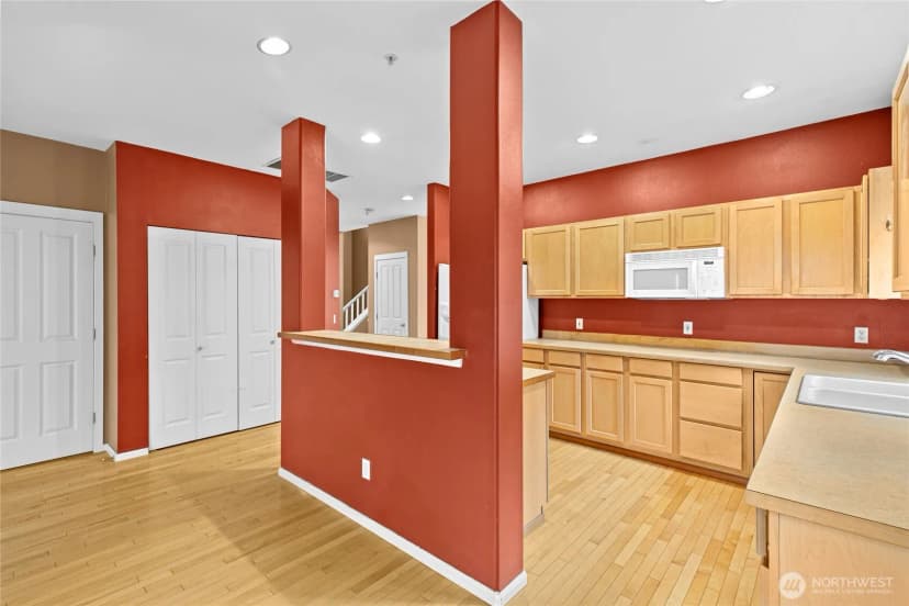 Property photo for 22103 45th Avenue S #6, Kent photo 10
