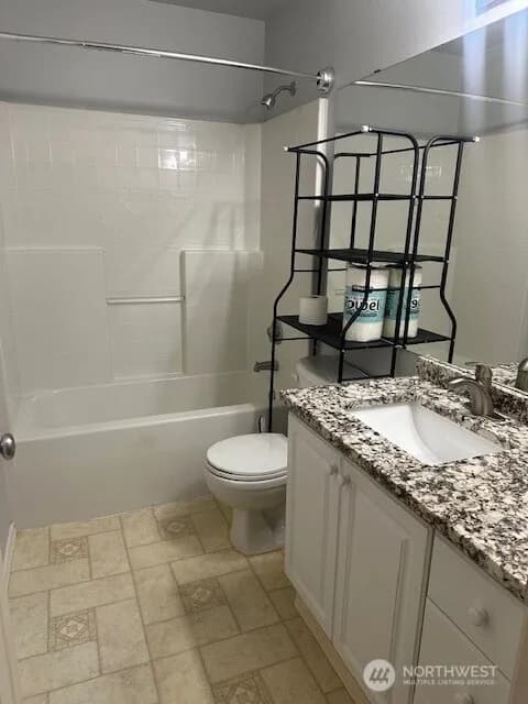 Property photo for 22715 43rd Avenue S, Kent photo 12