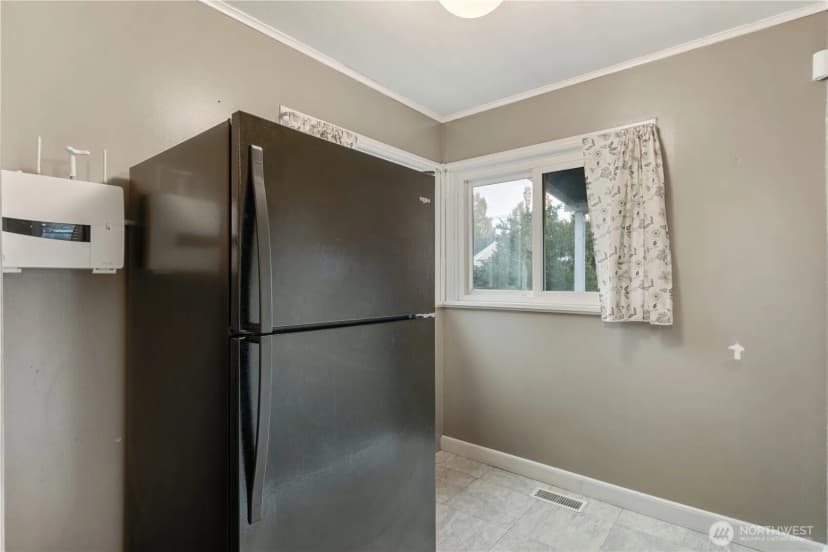 Property photo for 1628 Mcdougall Avenue, Everett photo 15