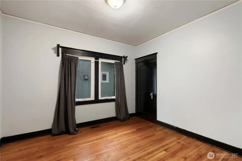 Property photo for 1628 Mcdougall Avenue, Everett photo 17