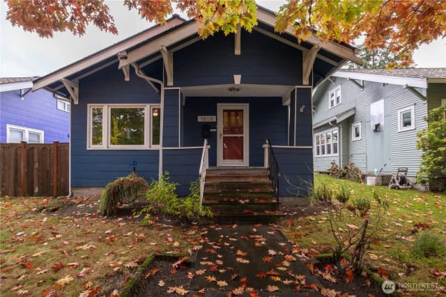 Property photo for 1628 Mcdougall Avenue, Everett photo 2