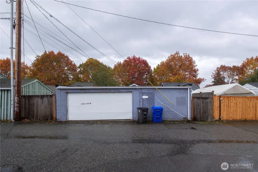 Property photo for 1628 Mcdougall Avenue, Everett photo 31