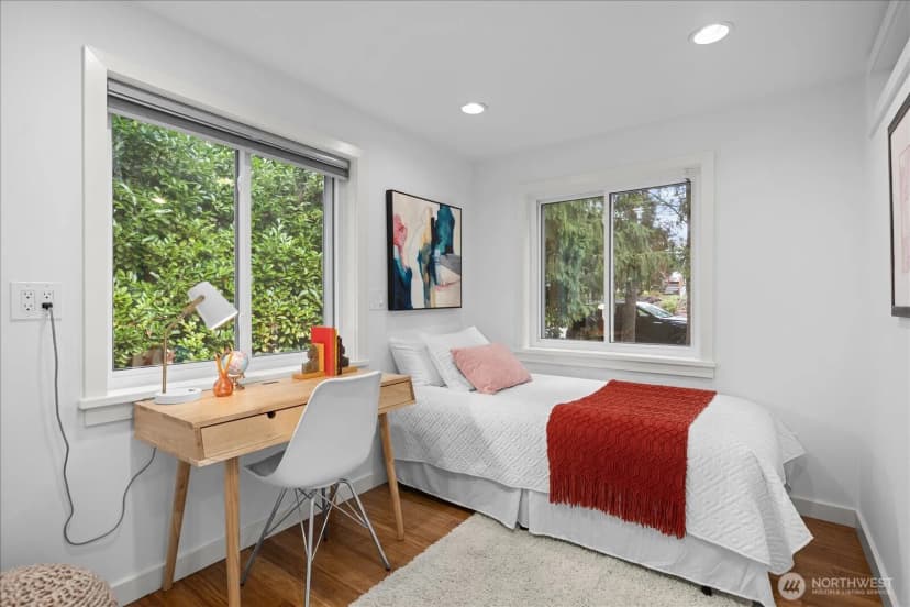 Property photo for 13741 37th Avenue Ne, Seattle photo 13