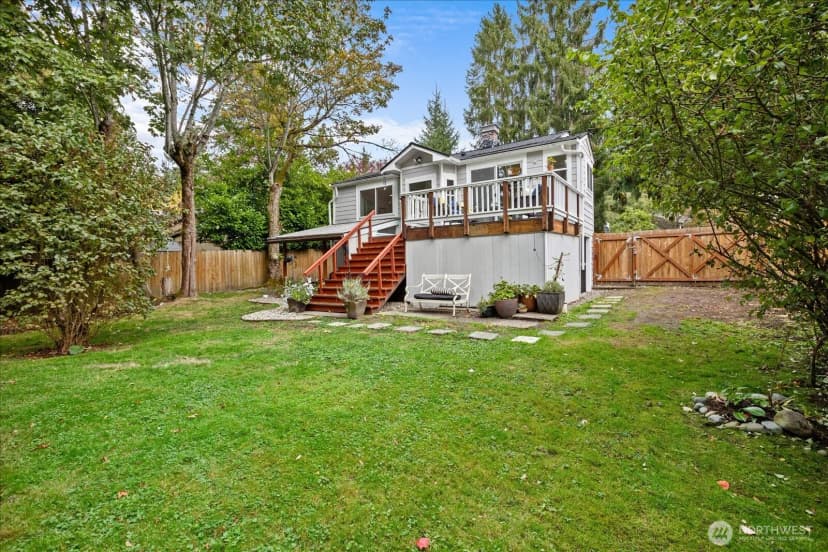 Property photo for 13741 37th Avenue Ne, Seattle photo 36