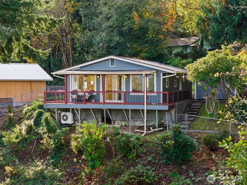 Property photo for 108 Lake Terrace Drive, Mossyrock