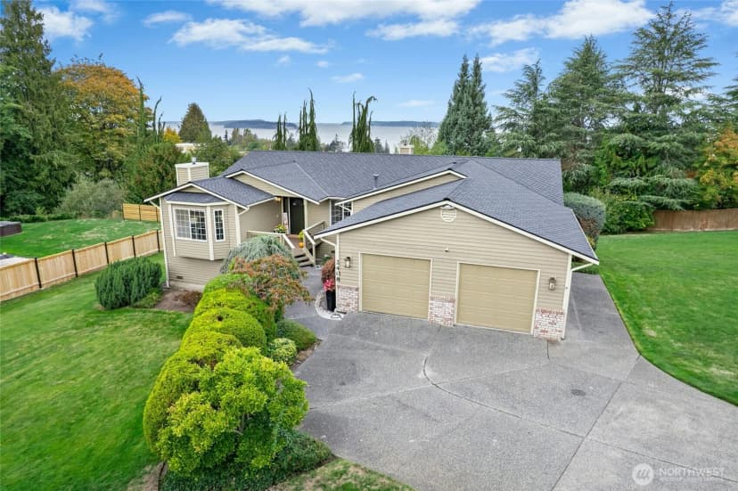 Property photo for 2480 Viewcrest Avenue, Everett photo 37