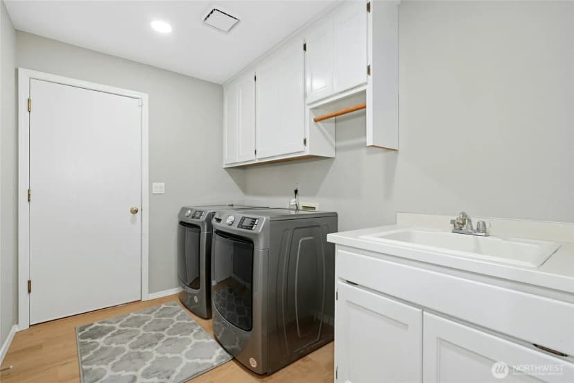 Property photo for 2480 Viewcrest Avenue, Everett photo 33