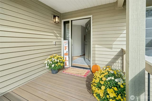 Property photo for 2480 Viewcrest Avenue, Everett photo 5