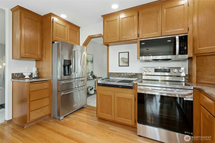 Property photo for 2480 Viewcrest Avenue, Everett photo 18
