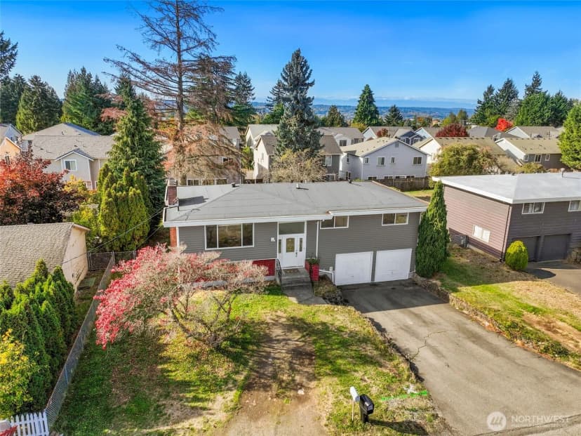 Property photo for 17657 111th Avenue Se, Renton photo 39