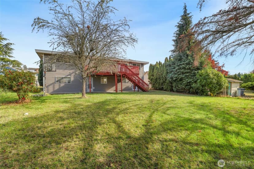 Property photo for 17657 111th Avenue Se, Renton photo 37