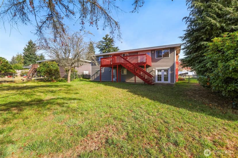 Property photo for 17657 111th Avenue Se, Renton photo 36