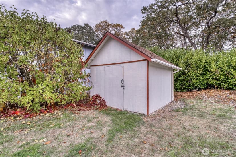 Property photo for 3321 88th Street S, Lakewood photo 3