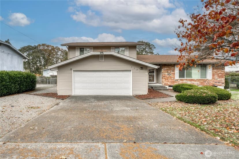 Property photo for 3321 88th Street S, Lakewood photo 11