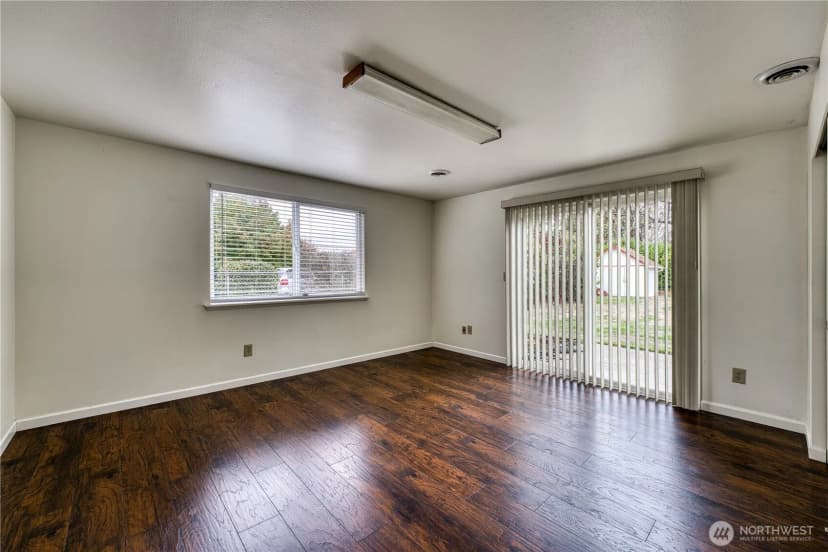 Property photo for 3321 88th Street S, Lakewood photo 22