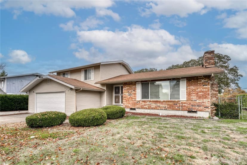 Property photo for 3321 88th Street S, Lakewood photo 30