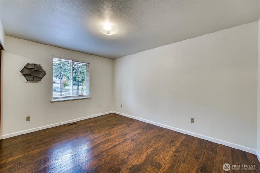 Property photo for 3321 88th Street S, Lakewood photo 27