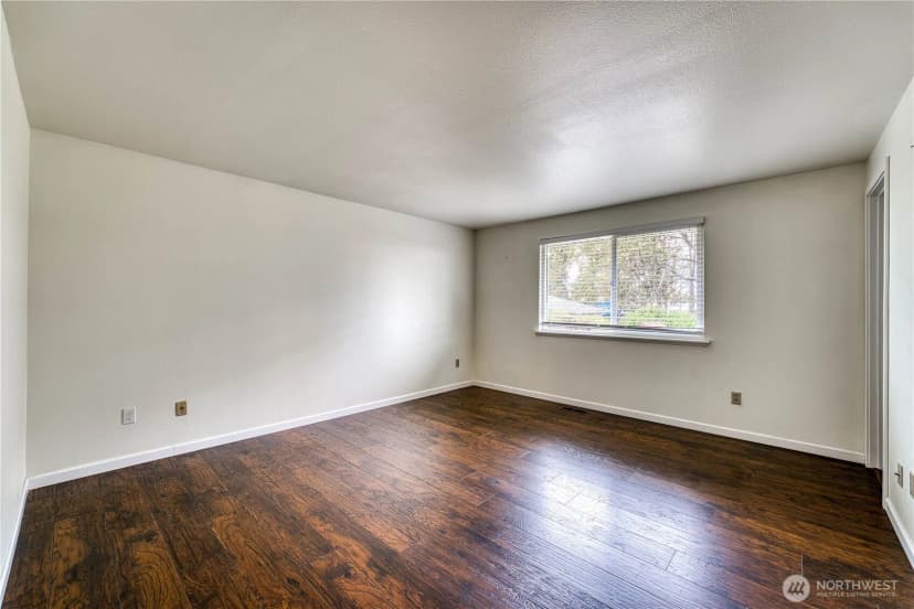 Property photo for 3321 88th Street S, Lakewood photo 25
