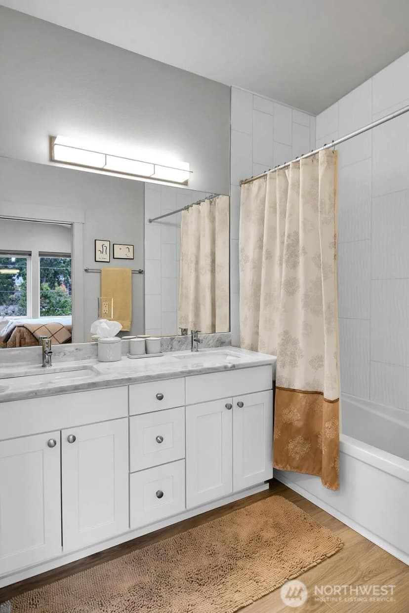 Property photo for 302 6th Avenue S, Edmonds photo 15