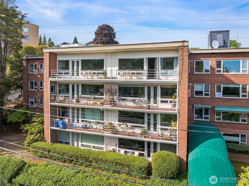 Property photo for 530 W Olympic Place #406, Seattle photo 16