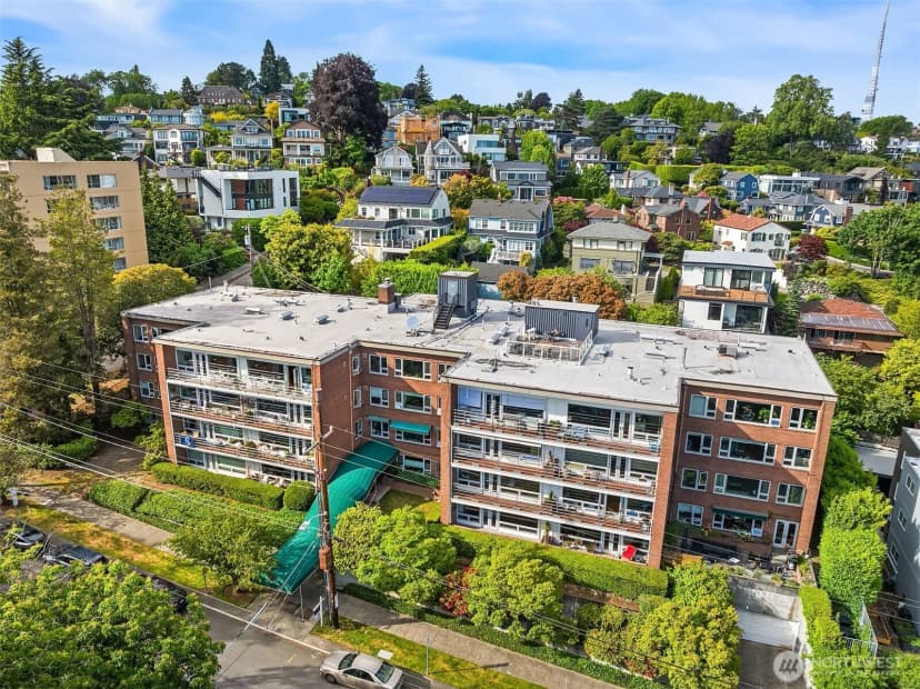 Property photo for 530 W Olympic Place #406, Seattle photo 15