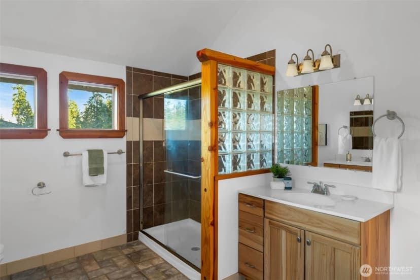 Property photo for 15919 Ne 191st Street, Woodinville photo 25