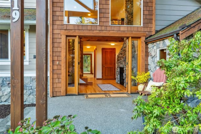 Property photo for 15919 Ne 191st Street, Woodinville photo 3