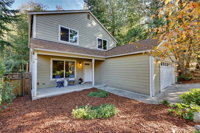 Property photo for 2422 Cliff Street, Port Townsend photo 4