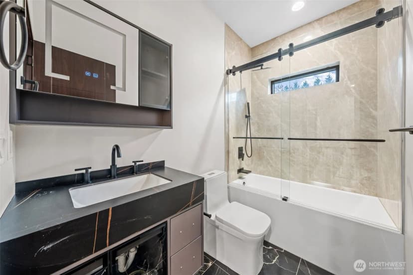 Property photo for 15904 12th Place W, Lynnwood photo 32