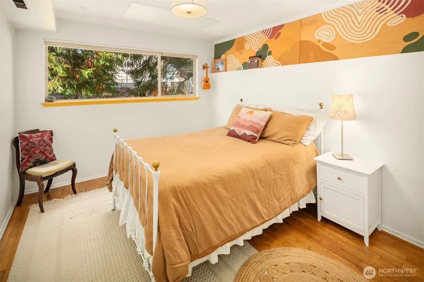 Property photo for 10559 41st Place Ne, Seattle photo 19