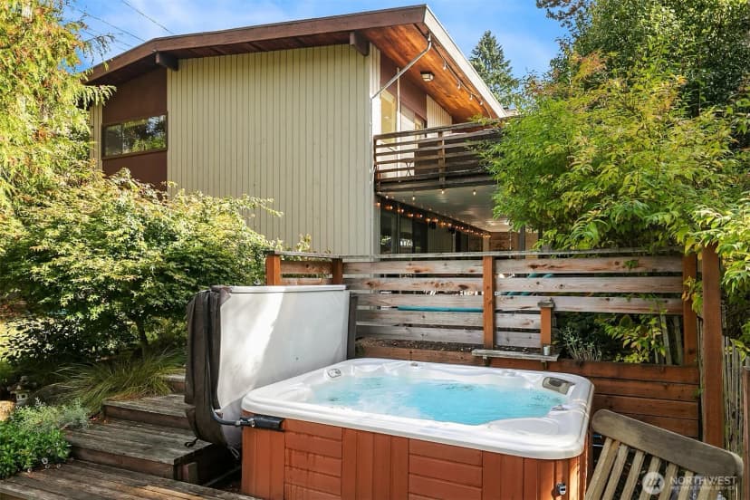 Property photo for 10559 41st Place Ne, Seattle photo 29