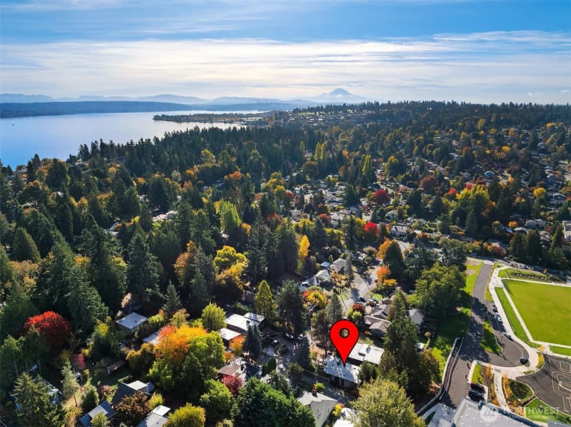 Property photo for 10559 41st Place Ne, Seattle photo 32
