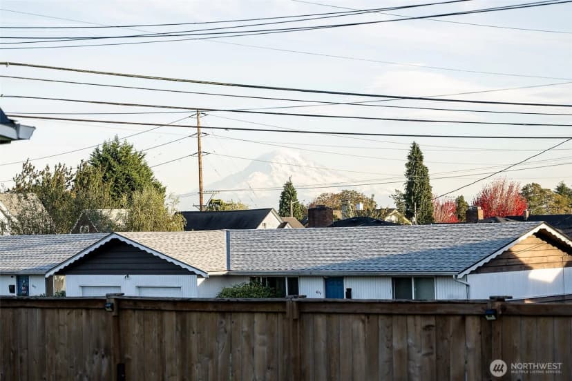 Property photo for 1255 S Grant Avenue, Tacoma photo 35