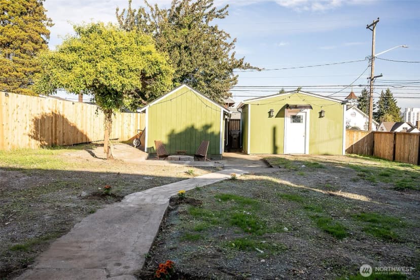 Property photo for 1255 S Grant Avenue, Tacoma photo 36