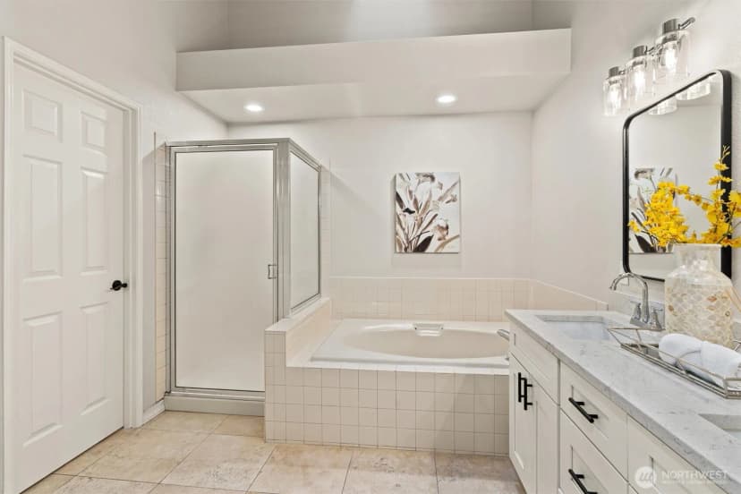 Property photo for 60 145th Place Se, Bellevue photo 22