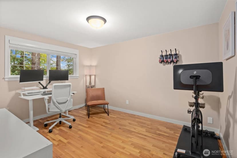 Property photo for 825 Wildwood Boulevard Sw, Issaquah photo 16