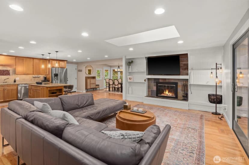 Property photo for 825 Wildwood Boulevard Sw, Issaquah photo 4