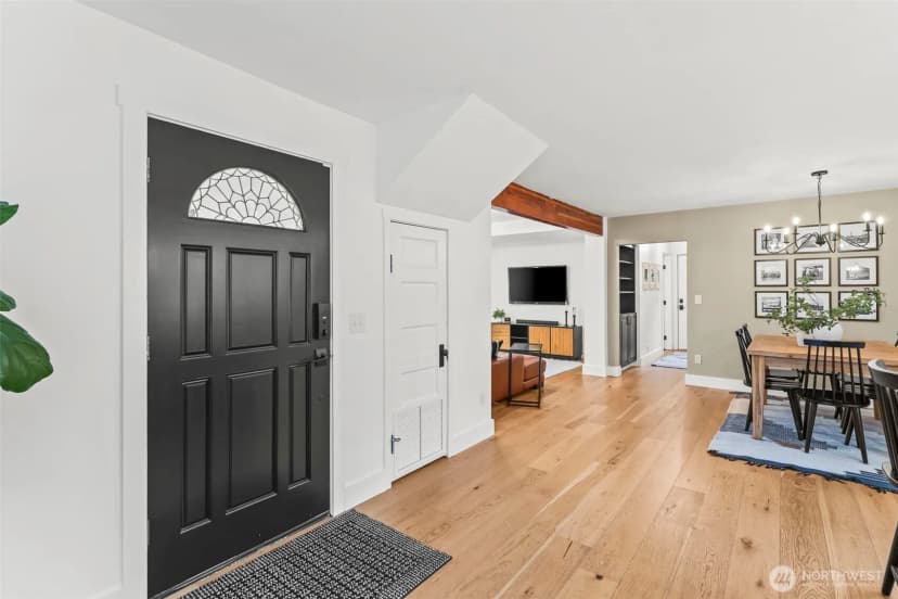 Property photo for 15822 Crescent Valley Drive Nw, Gig Harbor photo 8