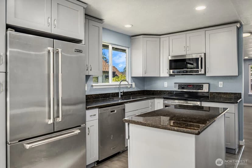 Property photo for 706 S 53rd Street, Tacoma photo 15