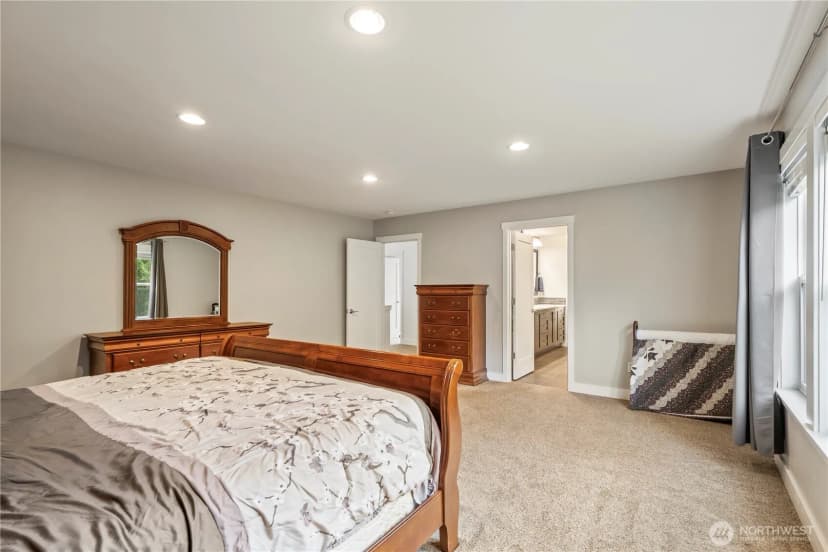 Property photo for 22538 Ne 96th Street, Redmond photo 19