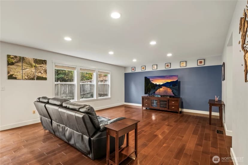 Property photo for 22538 Ne 96th Street, Redmond photo 13