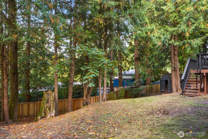Property photo for 775 Highwood Drive Sw, Issaquah photo 32