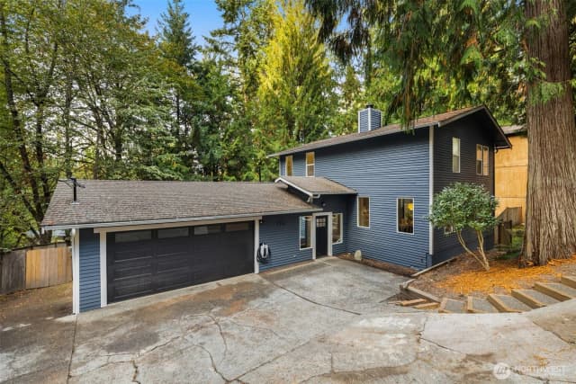 Property photo for 775 Highwood Drive Sw, Issaquah photo 2