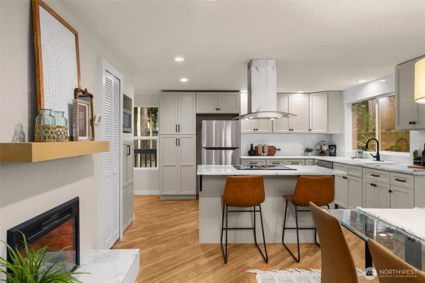Property photo for 775 Highwood Drive Sw, Issaquah photo 15