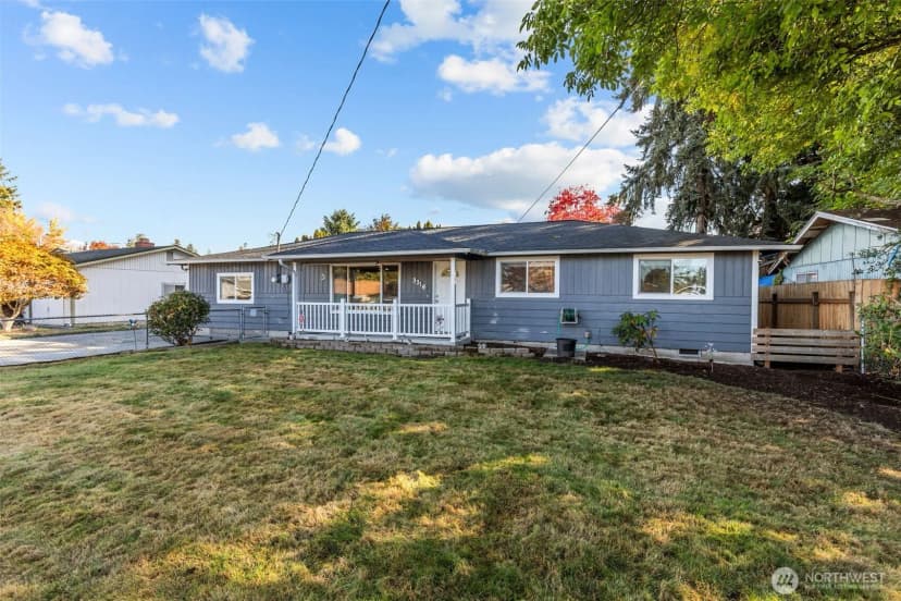Property photo for 3316 O Street Se, Auburn
